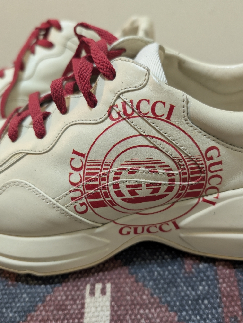 Gucci White Leather Sneakers with Red Logo and Laces Size US 9, Gucci 8 - Picture 3 of 11